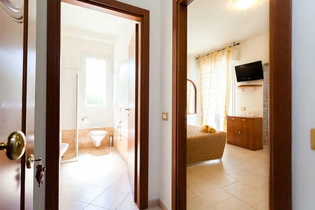 Residence La Villetta Rimini Eksteriør bilde