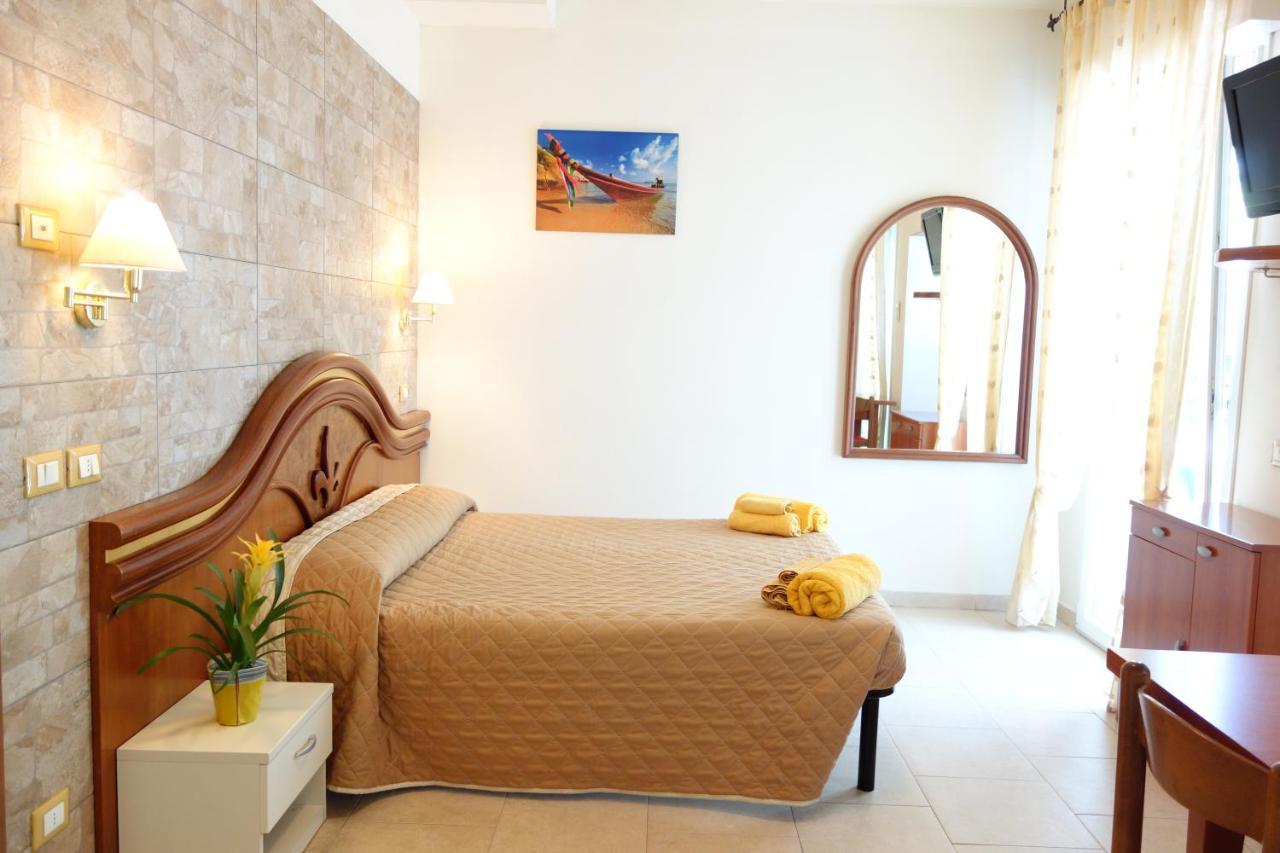 Residence La Villetta Rimini Eksteriør bilde