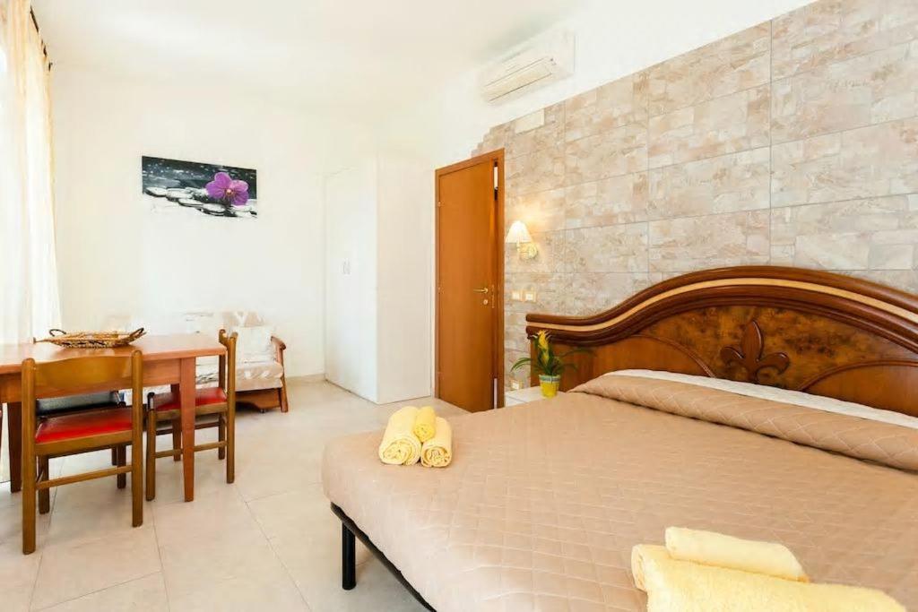 Residence La Villetta Rimini Eksteriør bilde